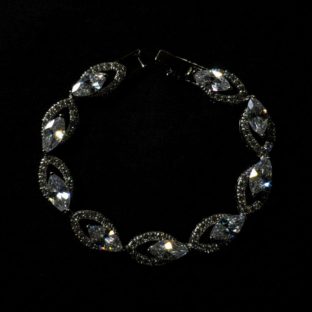 TEARDROP BRACELET